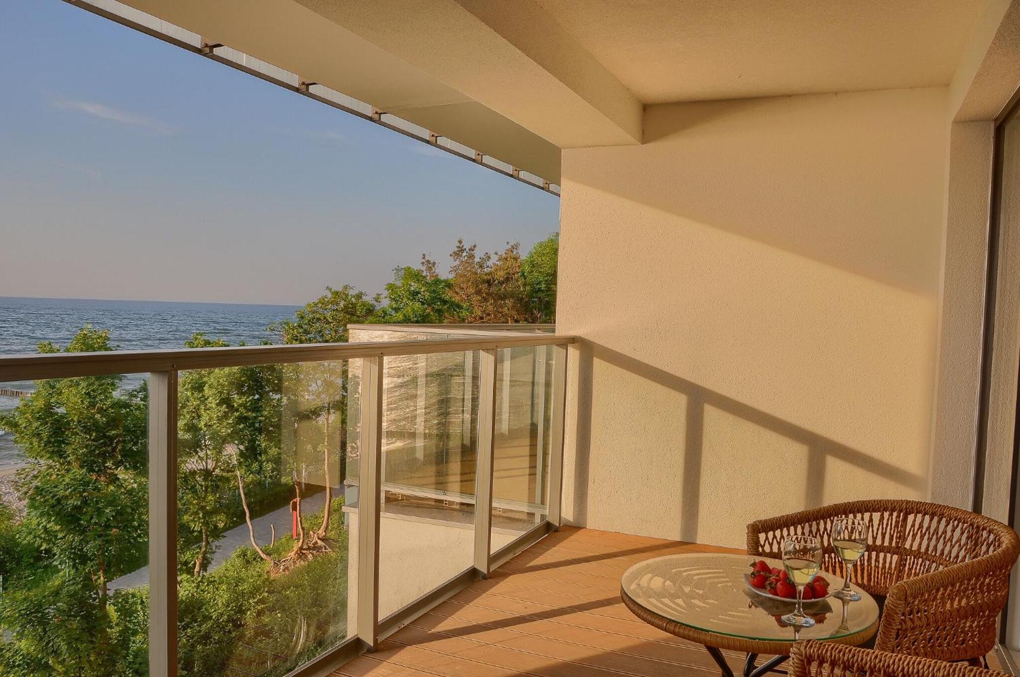 Apartament Z Widokiem Na Morze- Ustronie Apartments Nadmorski Luksus Apartamenty Устроне-Морске Экстерьер фото