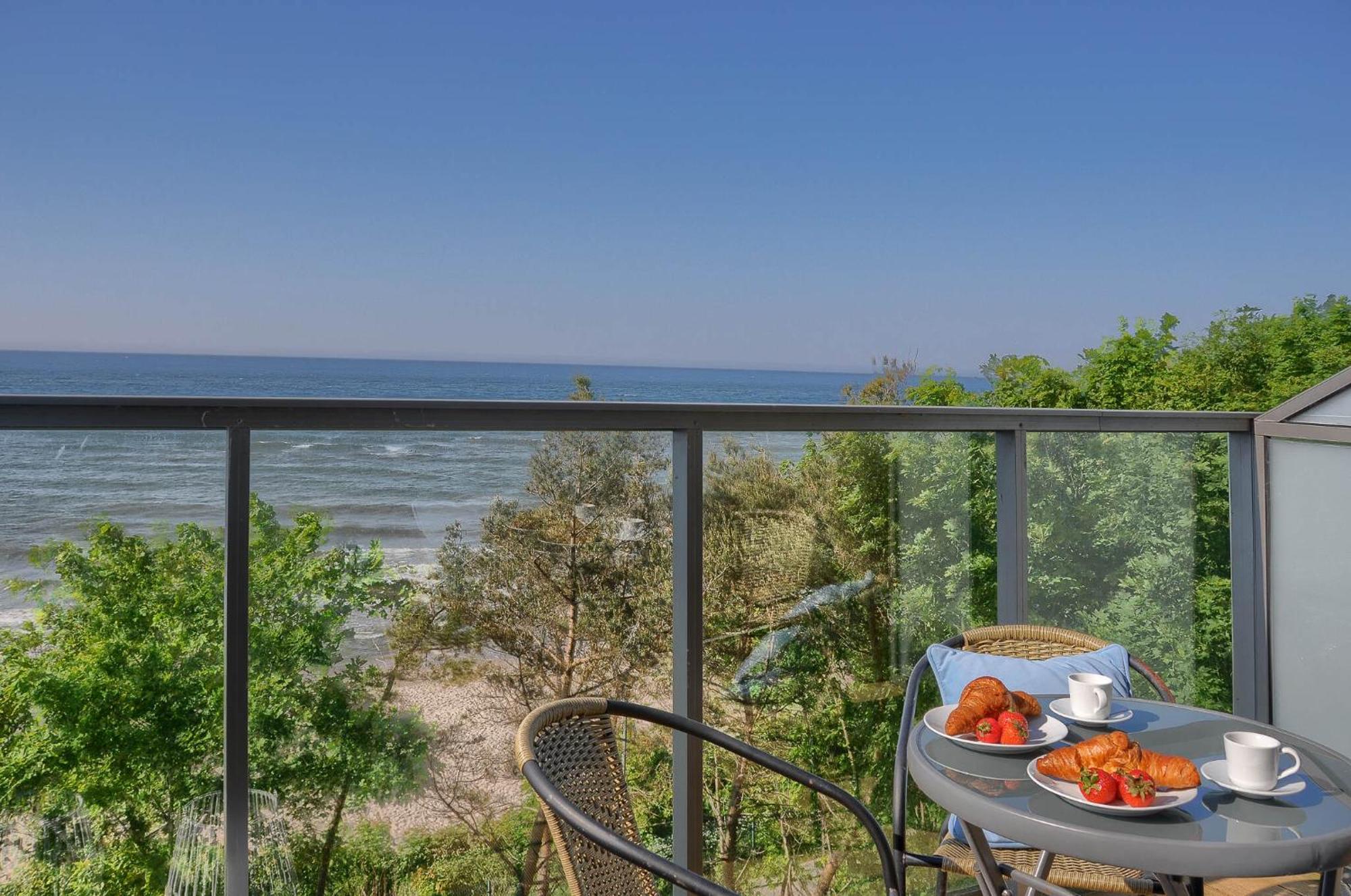 Apartament Z Widokiem Na Morze- Ustronie Apartments Nadmorski Luksus Apartamenty Устроне-Морске Экстерьер фото