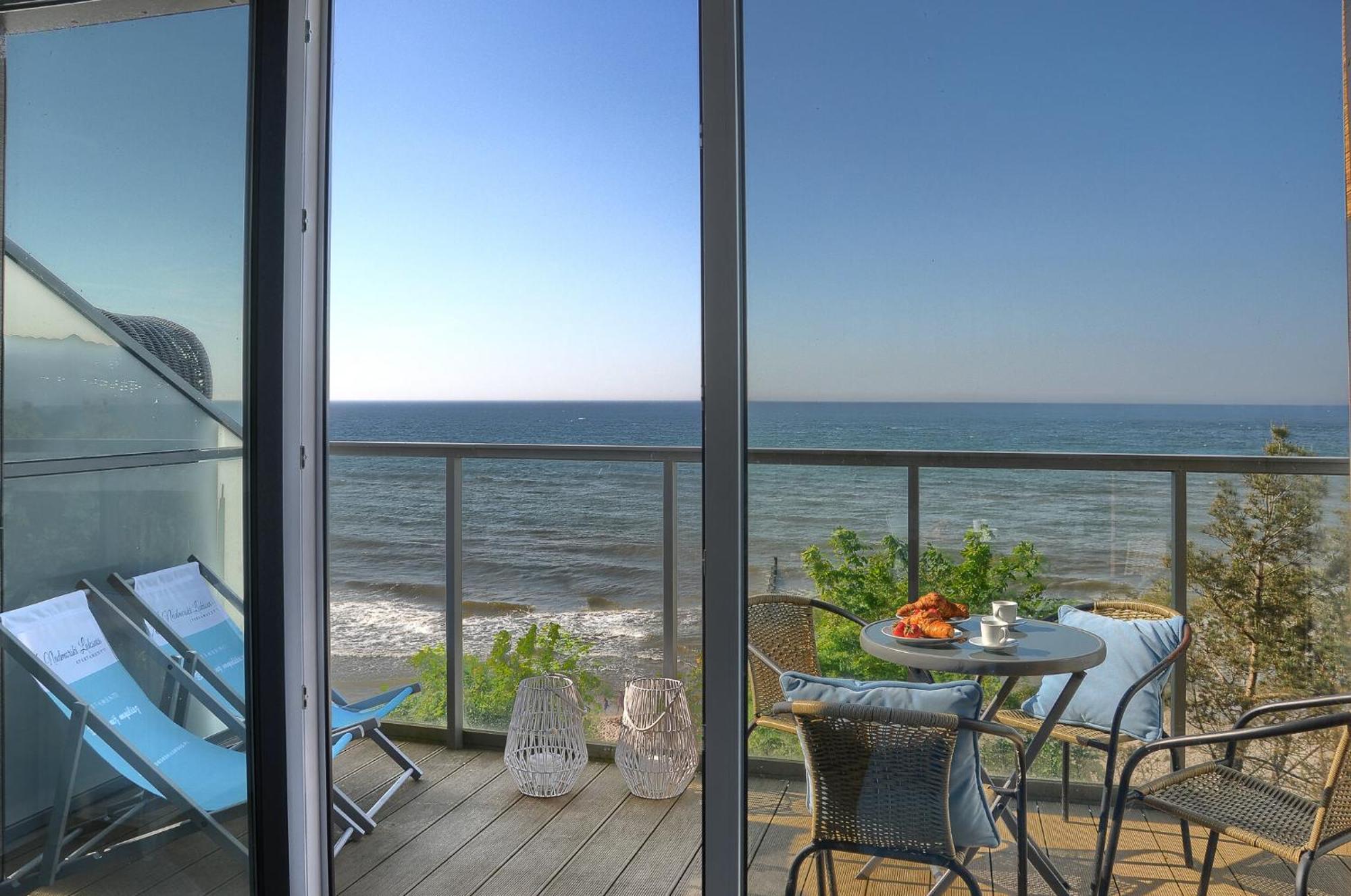Apartament Z Widokiem Na Morze- Ustronie Apartments Nadmorski Luksus Apartamenty Устроне-Морске Экстерьер фото